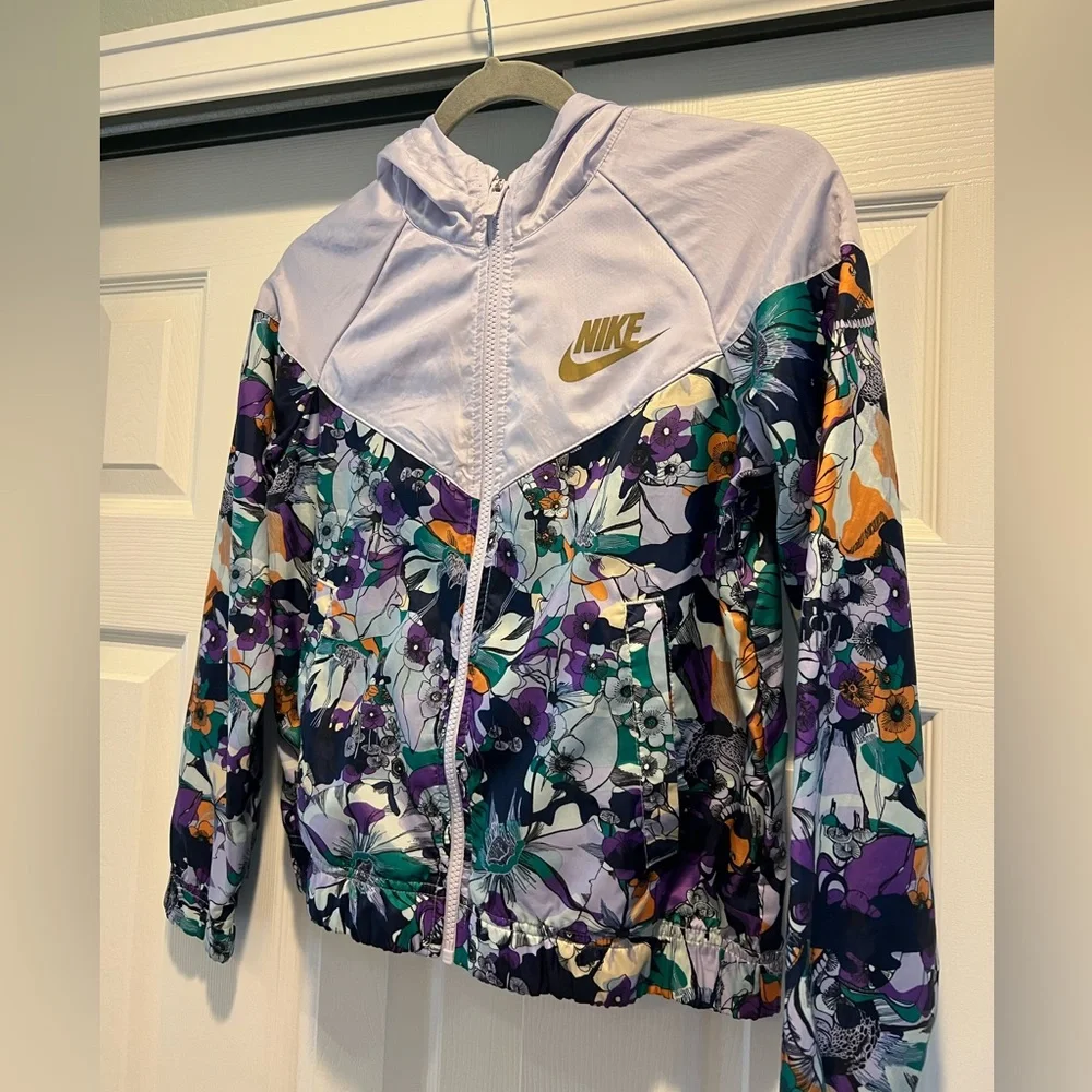 Nike, Kids Dri-fit Jacket, Windbreaker, Water Resistant, Size L - Picture 2 of 7